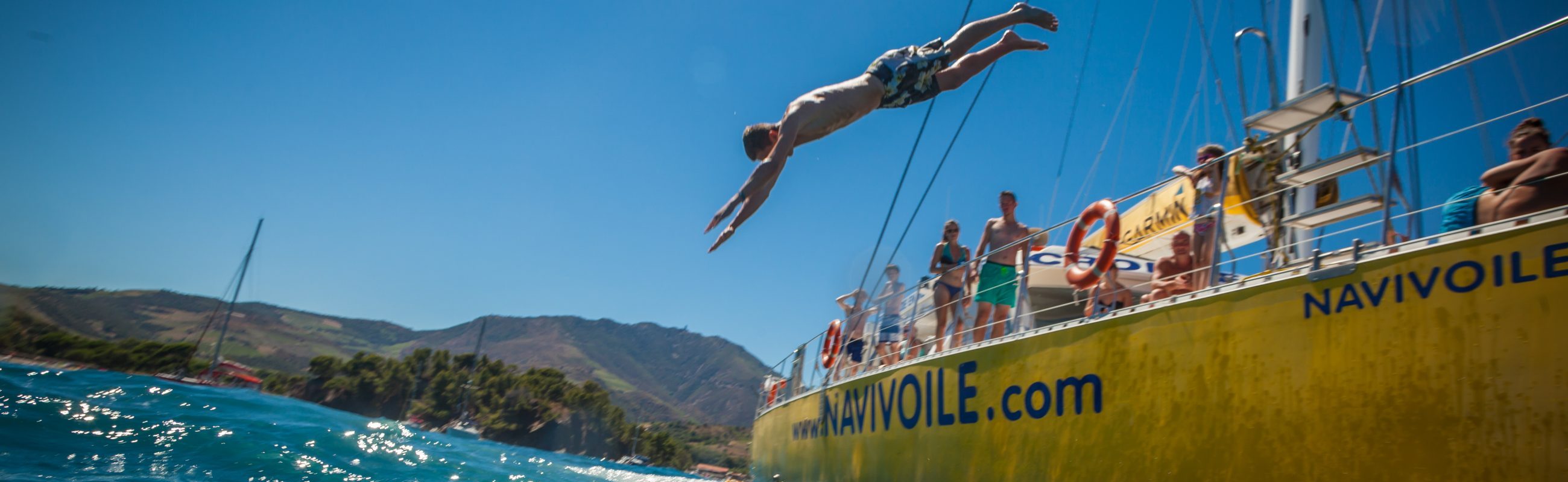 catamaran navivoile plongeon croisiere grillade et baignade baie de paulilles